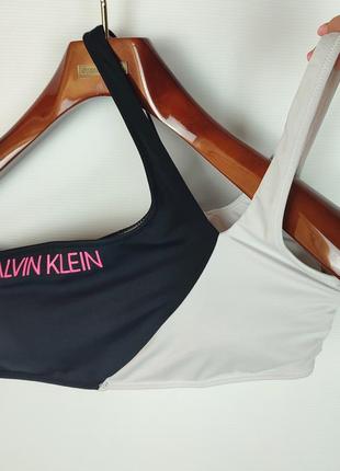 Calvin klein топ от купальника