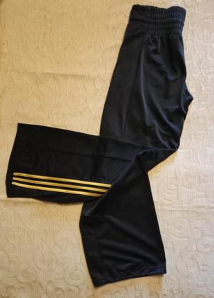 Трендовые спортивные брюки (широкие)