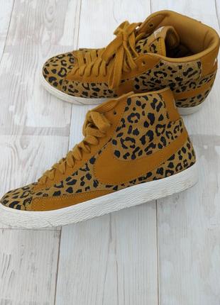 Nike blazer mid leopard3 фото