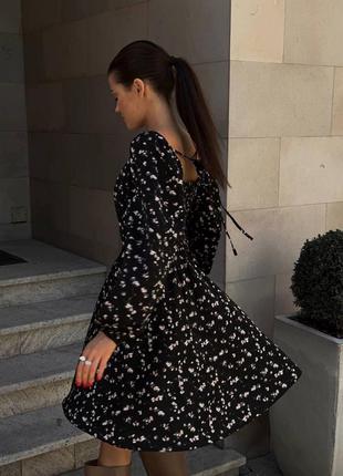 Женское платье