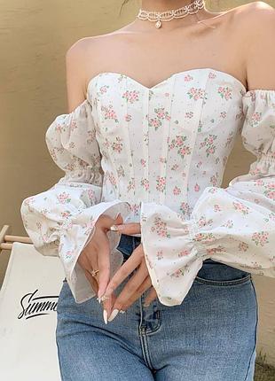 💌 блузки-корсеты с пышным рукавом и открытыми плечами в цветочный принт🌸
