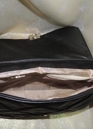 Черная стеганная сумочка женская с магнитной застежкой3 фото