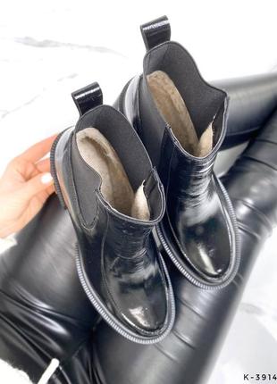 Натуральные кожаные лакированные черные демисезонные и зимние черные ботильоны - ботинки каблука3 фото