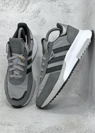Кроссовки оригинальные adidas retropy f2
