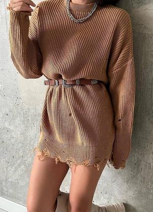 Женская туника с порезами