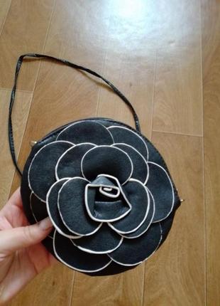 Кошелёк сумка клатч через плечо с огромным цветком чёрная4 фото
