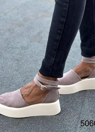 Трендові жіночі натуральні туфлі з ремінцем, туфлі пудрового кольору на завищеній підошві7 фото