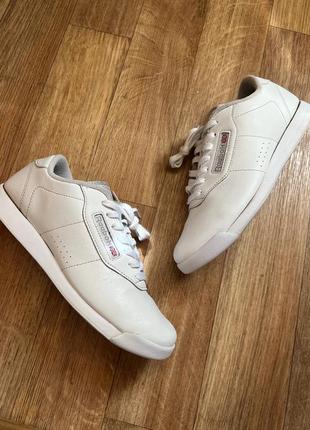 Женские кожаные кроссовки reebok classic2 фото