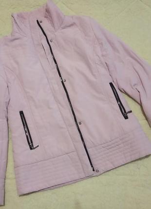 Куртка вітровка