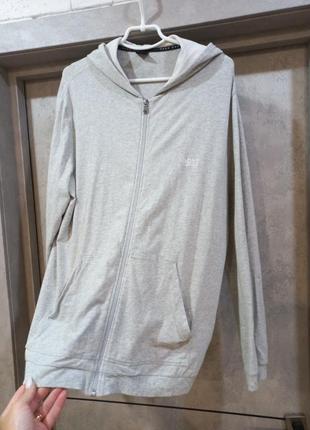 Стильная, легкая,фирменная,оригинал, спортивная кофта,олимпийка