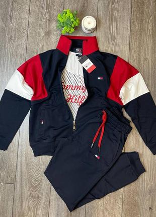 Tommy hilfiger(трійка: топ+костюм)