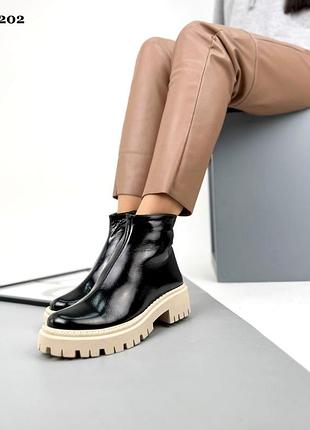 Ботинки из натуральной замши и замши женские