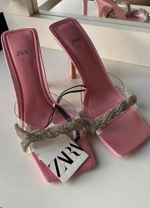 Босоножки zara