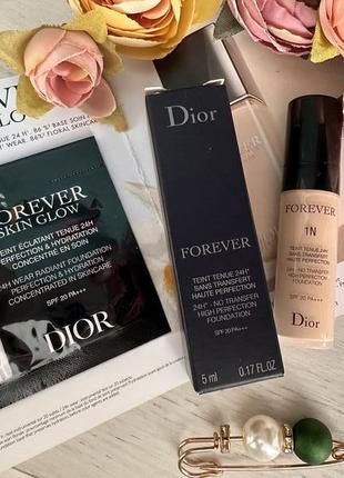 Dior diorskin forever skin glow foundation тональна основа5 фото