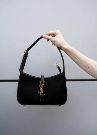 Yves saint laurent hobo black 8