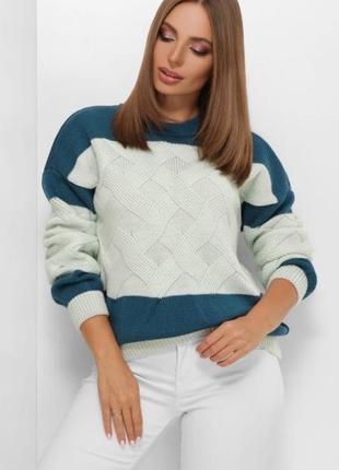 Бирюзовый двухцветный женский вязаный свитер оверсайз батал с 48 по 54 размер1 фото