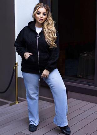 Стильна сучасна куртка-бомбер