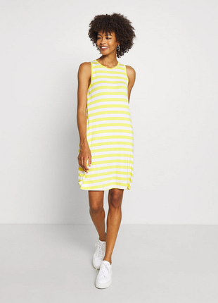 Трикотажное свободное оверсайз платье трапеция в полоску gap