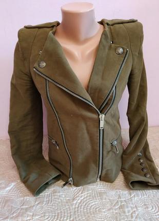 Стильная куртка косуха под замш от zara