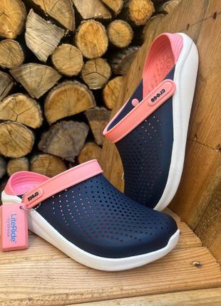 Жіночі крокси crocs literide clog navy/melon1 фото