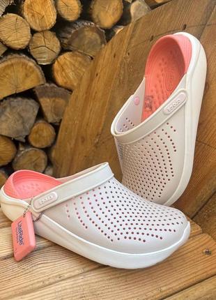 Жіночі крокси crocs literide clog powder/white