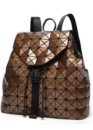 Модний рюкзак жіночий міський. яскравий рюкзак хамелеон bao bao issey miyake. рюкзак для дівчинки