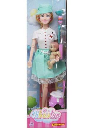 Кукла типа барби в мятной юбке