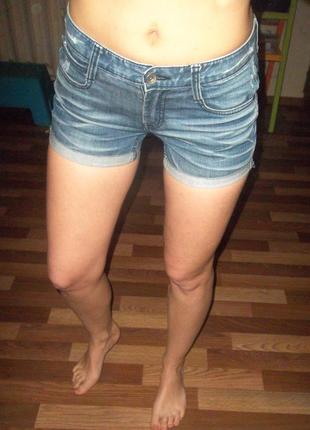 Джинсові шорти