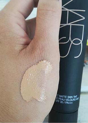 Тональный крем nars  velvet matte skin tint