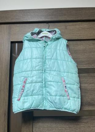 Жилетка, безрукавка