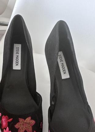 Туфли steve madden, новые вышитые5 фото