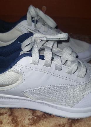 Кроссовки 34 р