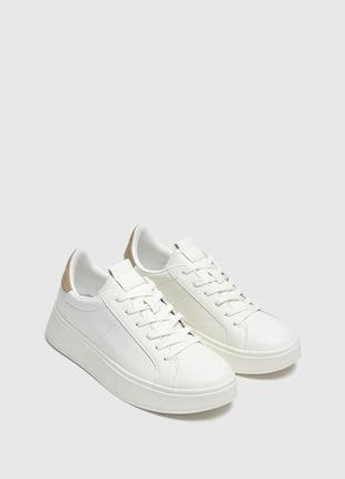 Белые повседневные кеды на толстой подошве pull&bear  - 40, 41