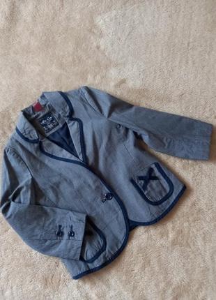 Пиджак для девочки 2-3 года