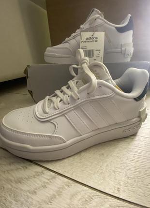 Білі кеди adidas5 фото