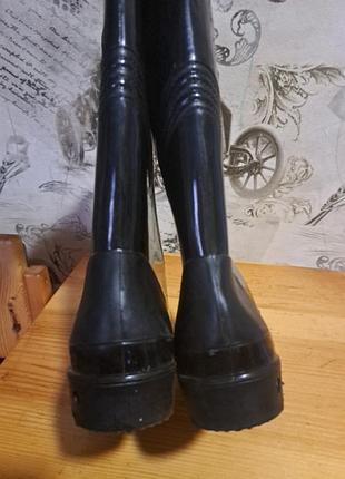 Резиновые сапоги