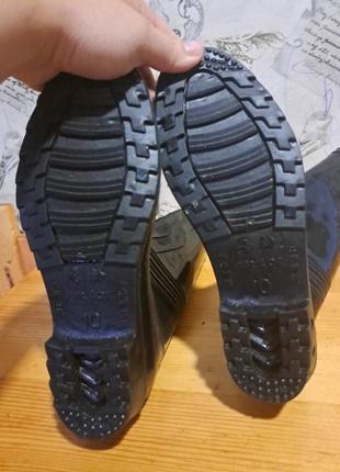 Резиновые сапоги