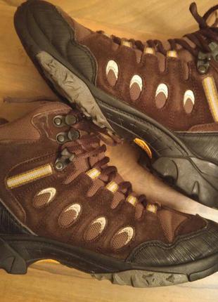 Коричневые ботинки, подошва vibram comfortex, осень-зима, 38-39р.