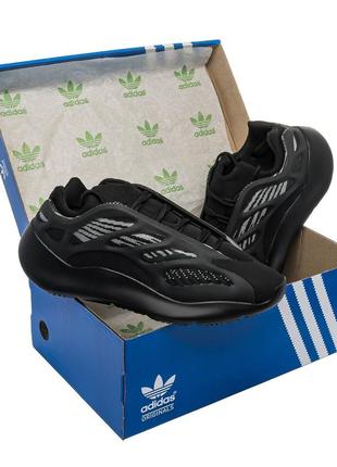 Кроссовки мужские adidas yeezy 700 v3 black