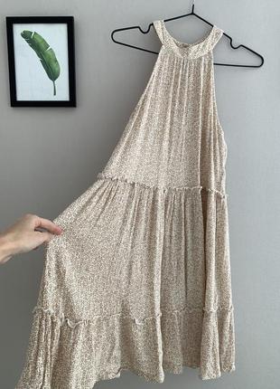 Красивое вискозное платье бежевого цвета можно для беременных new look