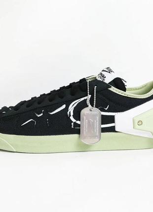 Nike blazer low x acronym

нові кросівки оригінал1 фото