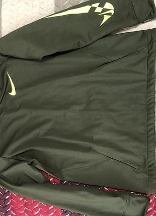 Светр найк😍