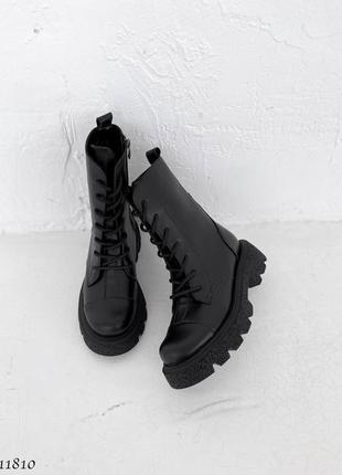 Черные натуральные кожаные демисезонные деми осенние ботинки на шнурках шнуровке толстой грубой подошве кожа осень8 фото