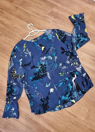 Блуза з цікавим принтом!