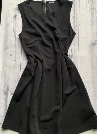 Черное платье pimkie