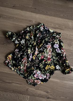 Рубашка zara с цветочным принтом