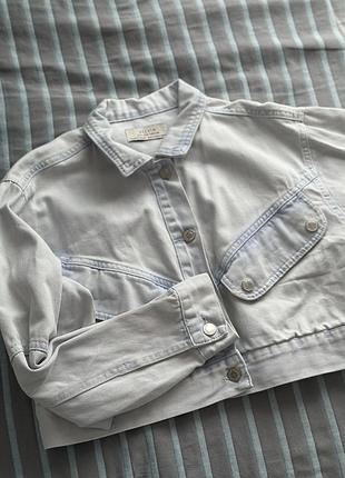 Джинсовый укороченный жакет