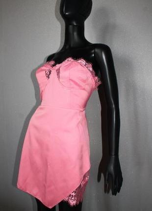 Стильное розовое короткое бельевое мини-платье-бюстье с кружевом м