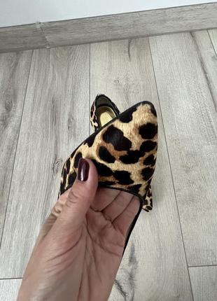 Туфлі michael kors леопардовий принт розмір 38(us7)5 фото