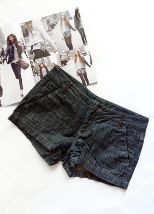 Короткі джинсові шорти sisley